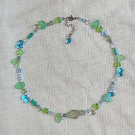 GREEN FISH BEADED NECKLACE