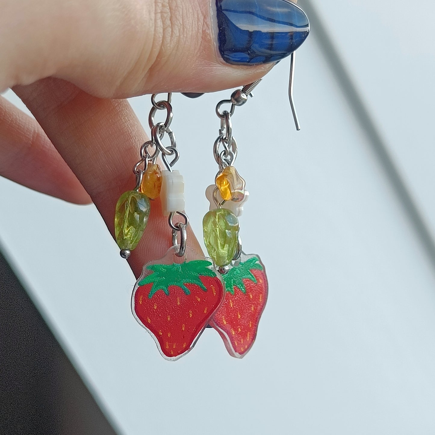 STRAWBERRY EARRINGS